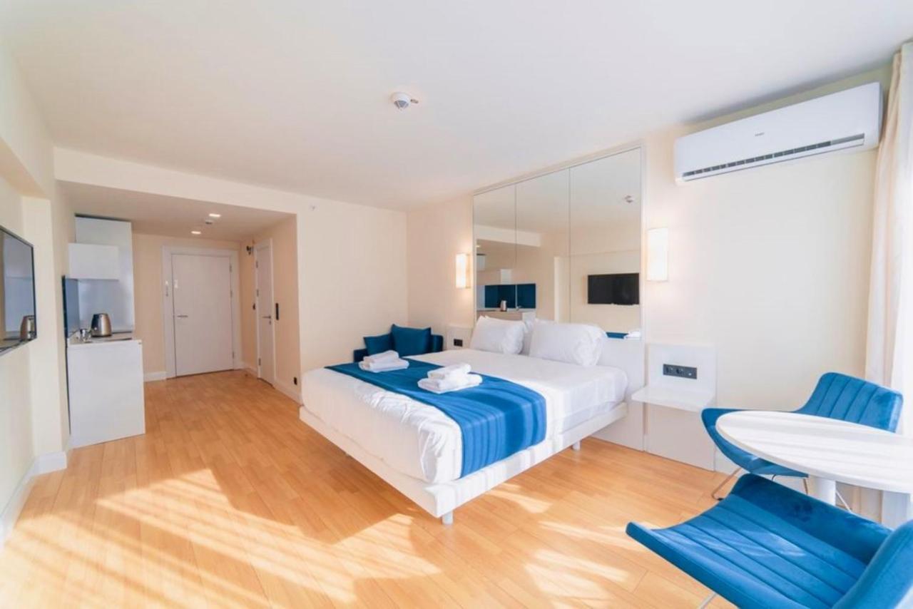 Luxury Sea View Apartments In Orbi City Batumi Bagian luar foto