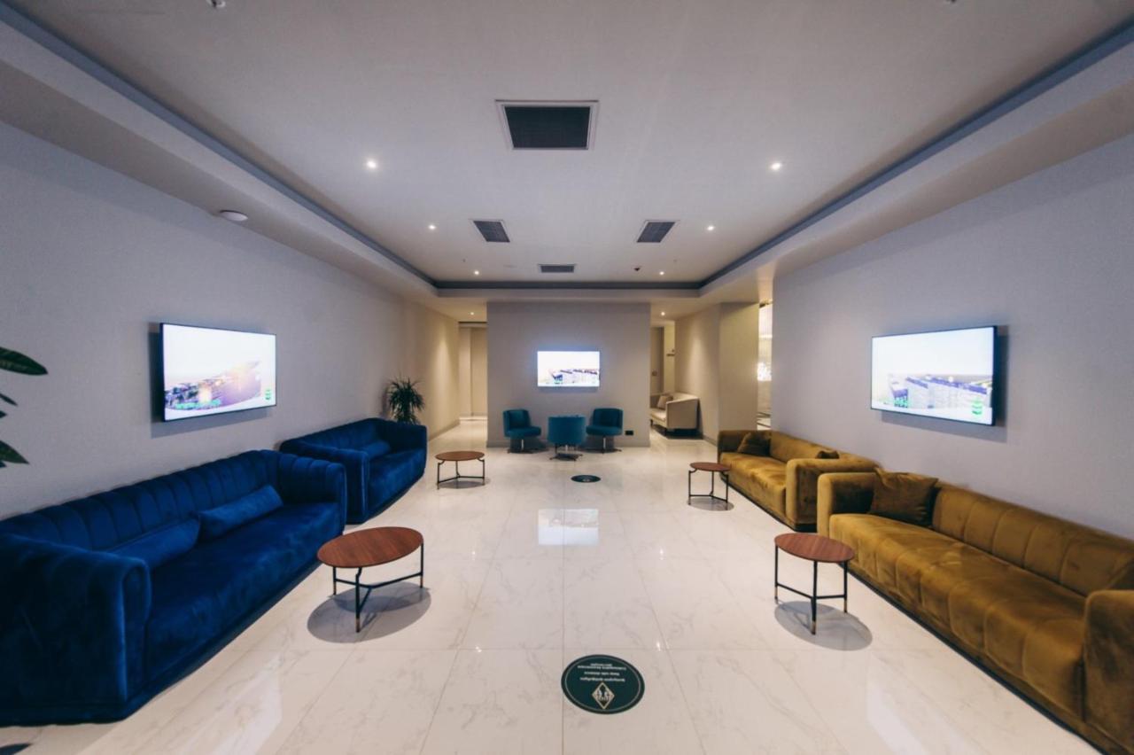Luxury Sea View Apartments In Orbi City Batumi Bagian luar foto