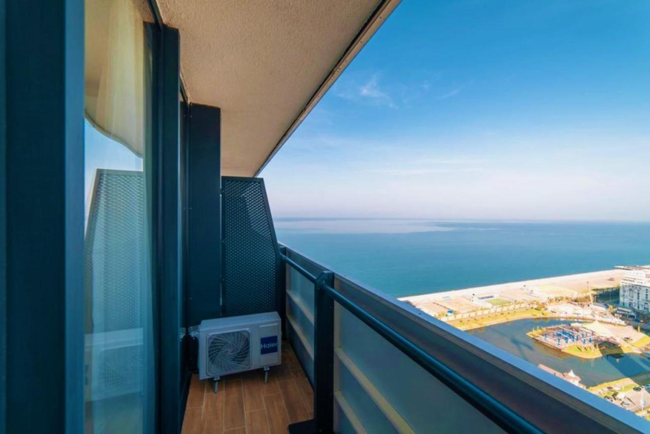 Luxury Sea View Apartments In Orbi City Batumi Bagian luar foto