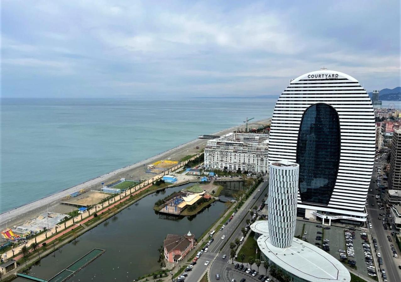 Luxury Sea View Apartments In Orbi City Batumi Bagian luar foto